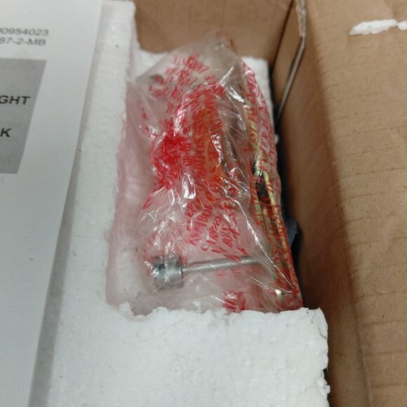 Studio Design Beck Chrm bathroom sink light fixture new silver tone extra bulbs - Picture 5 of 9